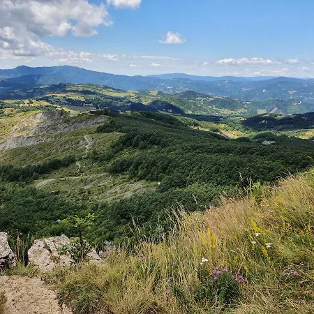 Nel Cuore Delle Colline Marchigiane Sant'Ippolito